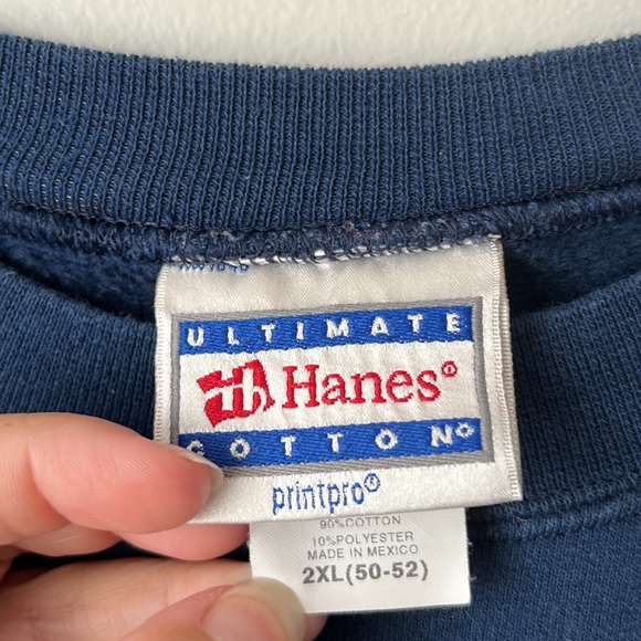 Hanes 2x Medic Crewneck - Picture 5 of 5